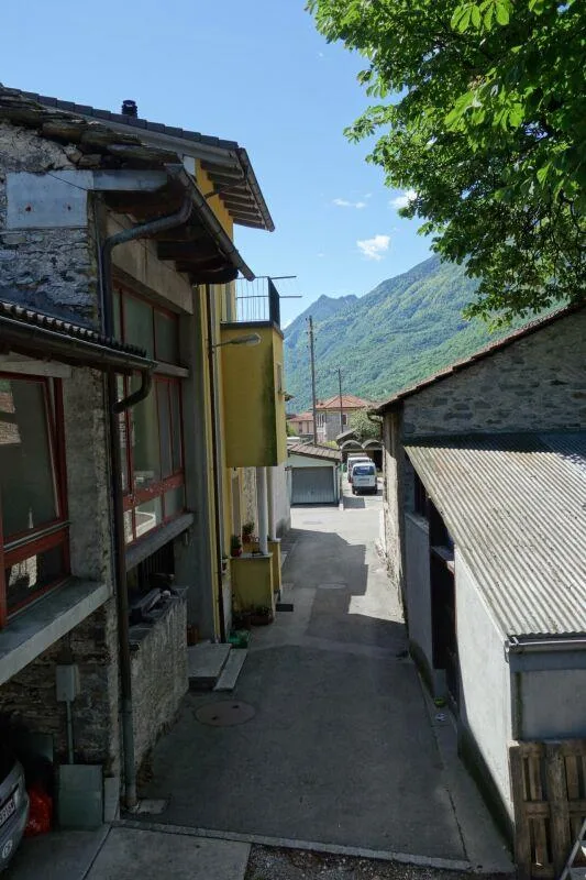 Terreno di 1289 m2 con licenza approvata