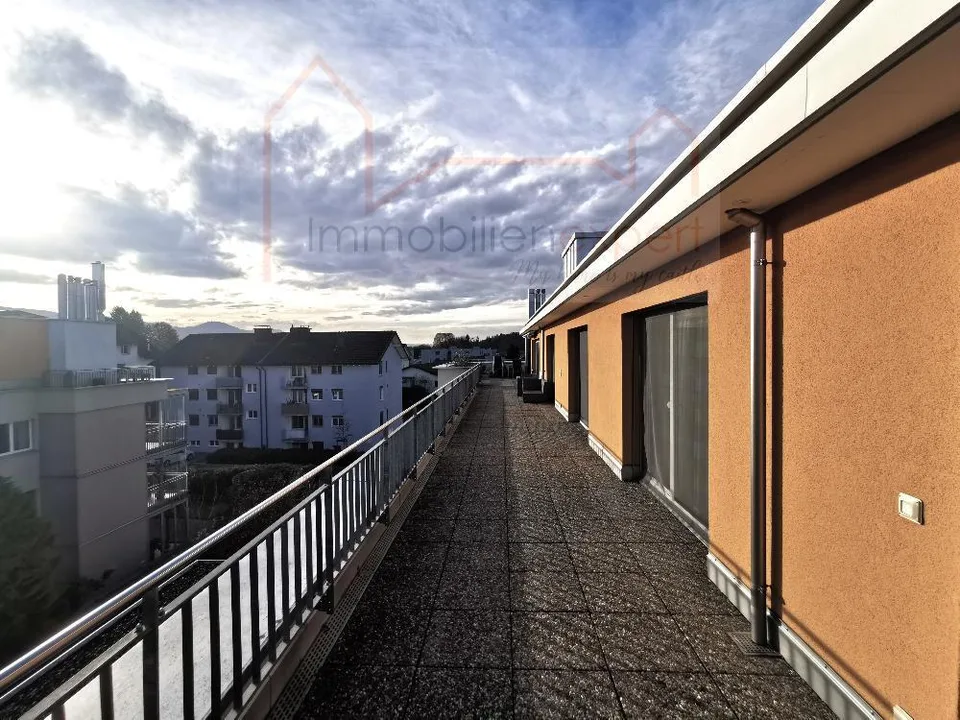 5.5 Zimmer Business - Penthouse mit Panoramafernsicht