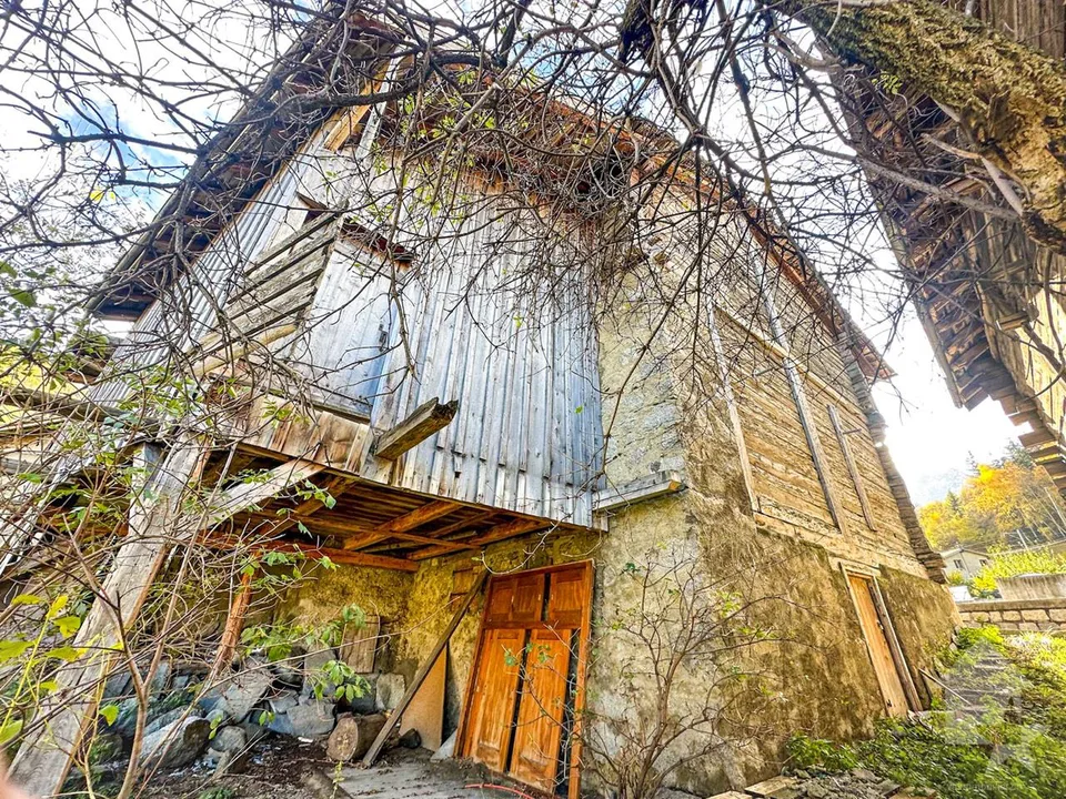 Maison villageoise atypique avec agrandissement possible ! – photo 14 of 16