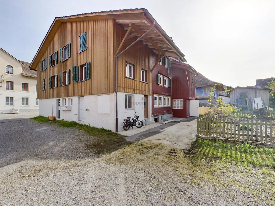 Einmaliges Renditeobjekt mit vier Wohnungen in Wila