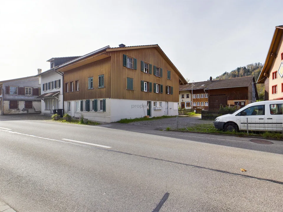 Einmaliges Renditeobjekt mit vier Wohnungen in Wila