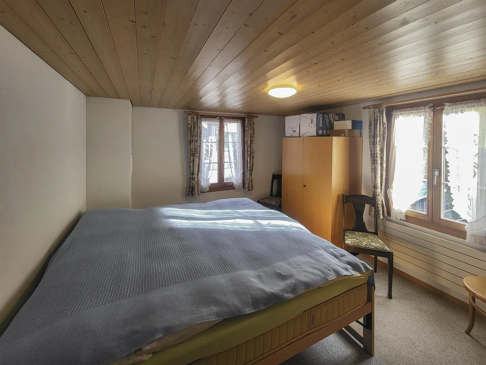 Zweifamilienhaus mit Renovationspotenzial in Seenähe – foto 6 di 13