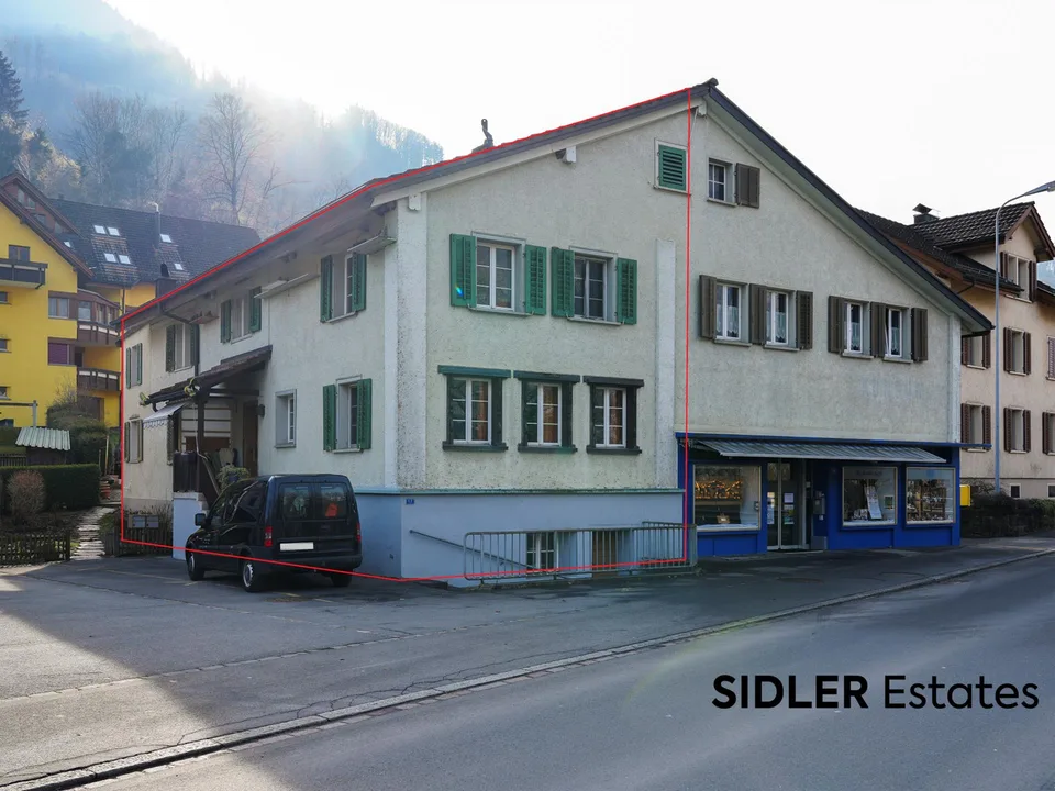Zweifamilienhaus mit Renovationspotenzial in Seenähe