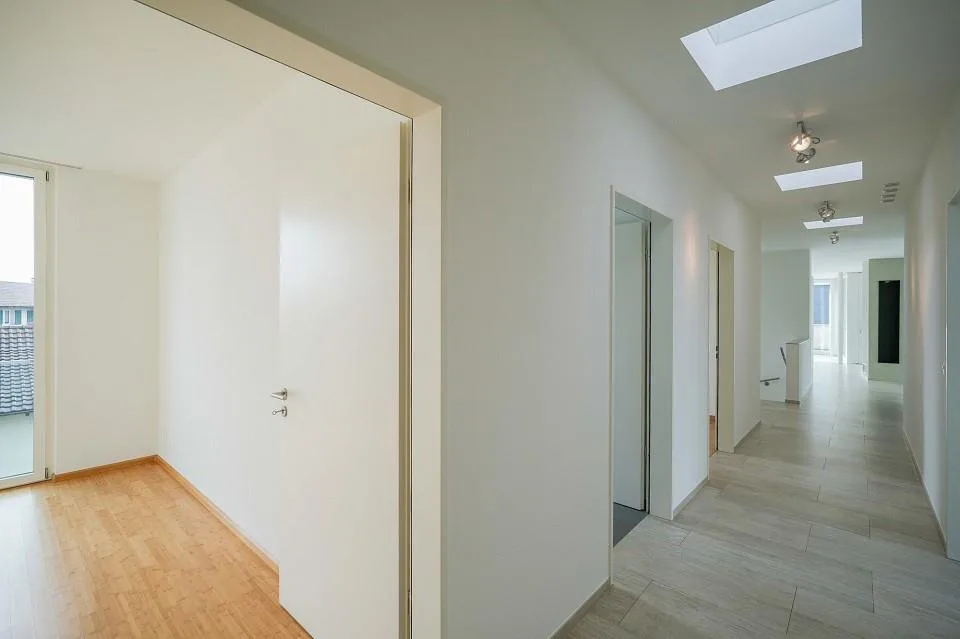 Wohngenuss der Extraklasse! Exklusive 4.5 Zimmer-Attikawohnung mit ... – foto 10 di 13