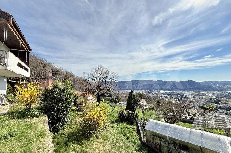 La vista? Spettacolare! Il potenziale? Ancora di più. – Foto 6 von 10
