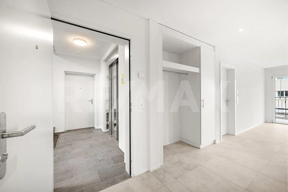 Unique et lumineux 5,5 pièces – premier propriétaire, terrasse spac... – Foto 12 von 13