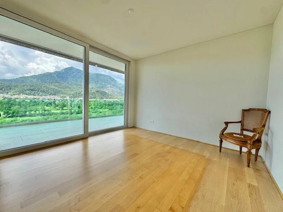 ZU VERKAUFEN IN SOLDUNO - FANTASTISCHES 4-ZIMMER-ATTIKAWHNUNG MIT A... – photo 11 sur 23