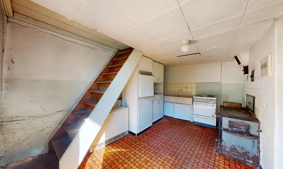 Historisches Doppeleinfamilienhaus am Waldrand mit Ausbaupotenzial