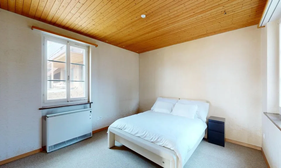 Pure design freedom: Spacious house with great potential – photo 8 of 19