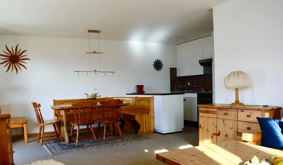 Sonnige 3.5-Terrassen-Wohnung mit grandioser Aussicht – Foto 6 von 17