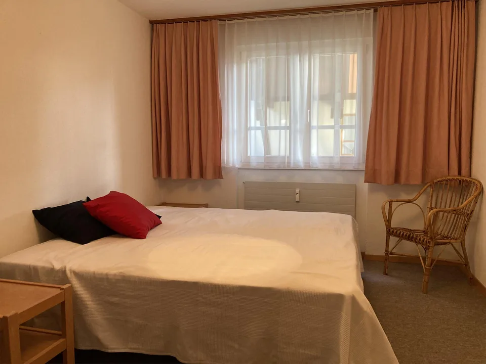 Sonnige 3.5-Terrassen-Wohnung mit grandioser Aussicht – Foto 11 von 17