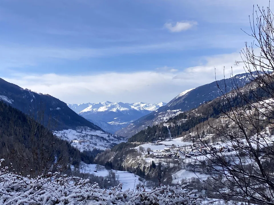 Sonnige 3.5-Terrassen-Wohnung mit grandioser Aussicht – Foto 17 von 17