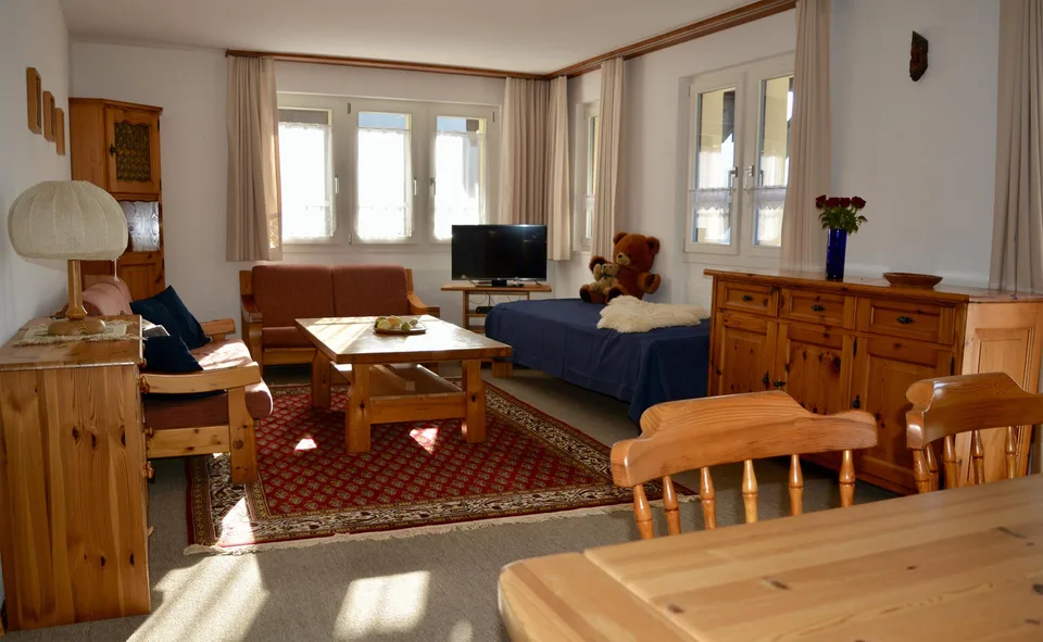 Sonnige 3.5-Terrassen-Wohnung mit grandioser Aussicht – Foto 8 von 17
