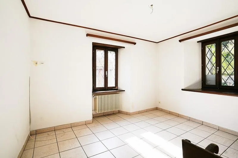 2-Familienhaus mit Rustico im Dorfkern / casa bifamiliare con rusti... – Foto 6 von 30