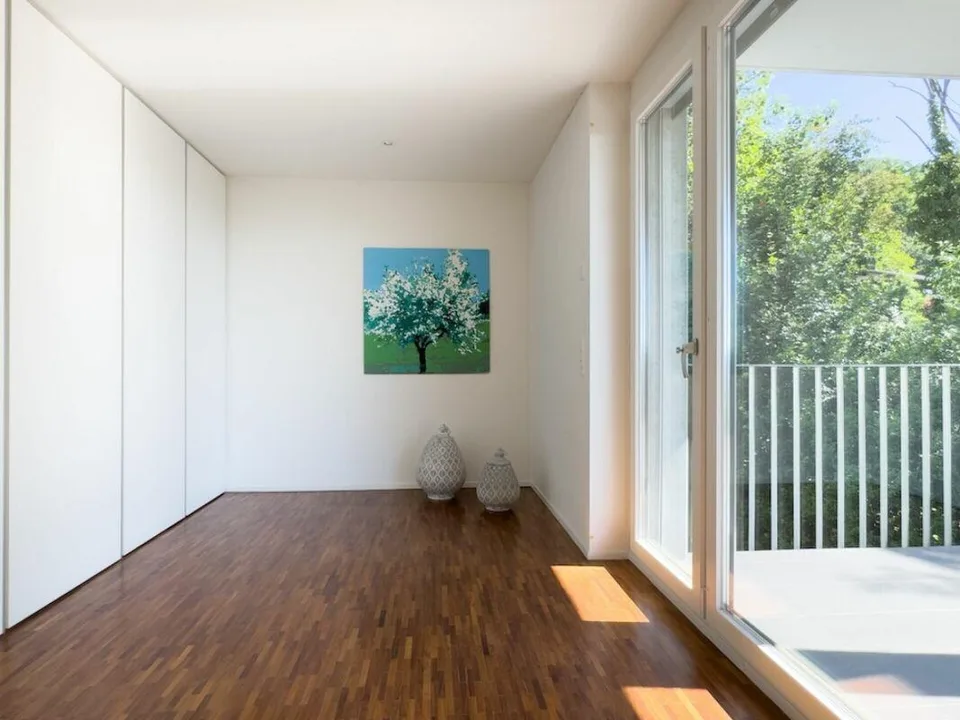 Erstklassige 4.5-Zimmer-Attikawohnung mit 2-Zimmer-Einliegerwohnung...