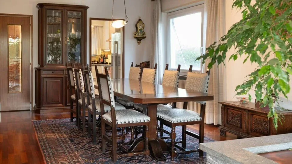 Splendida bifamigliare con piscina - Sementina