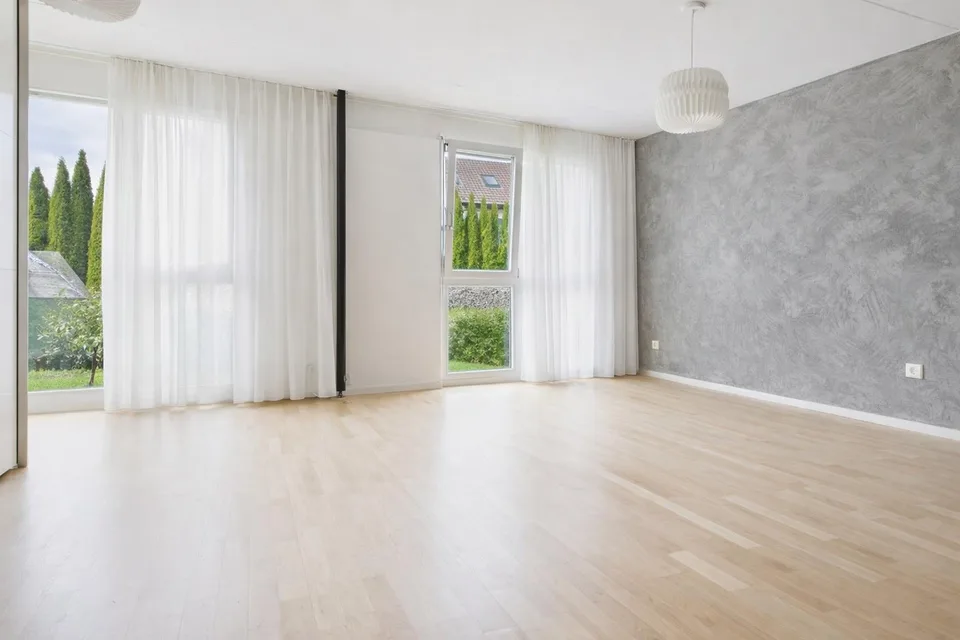 Grosszügige 3.5-Zimmer-Eigentumswohnung mit 30 m² Terrasse – photo 6 of 15