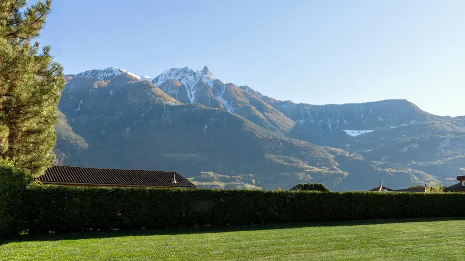 A VENDRE VILLA D'EXCEPTION 5.5 PCES A SAILLON