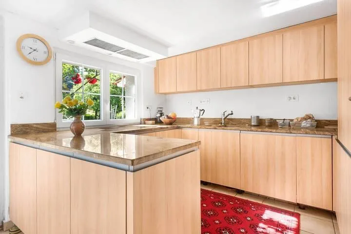 EXKLUSIVES LANDHAUS MIT GESCHICHTE  – IDEAL FÜR MEHRGENERATIONSWOHN...