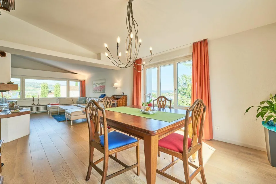 8.5-Zimmer-Einfamilienhaus mit Studio für Home-Office oder stilles ... – foto 6 di 15