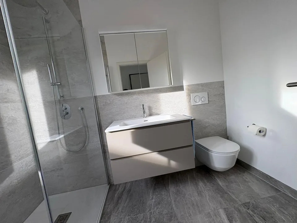 2 1/2-Zimmer-Dachwohnung / Appartamento 2,5 locali ultimo piano – photo 11 sur 24