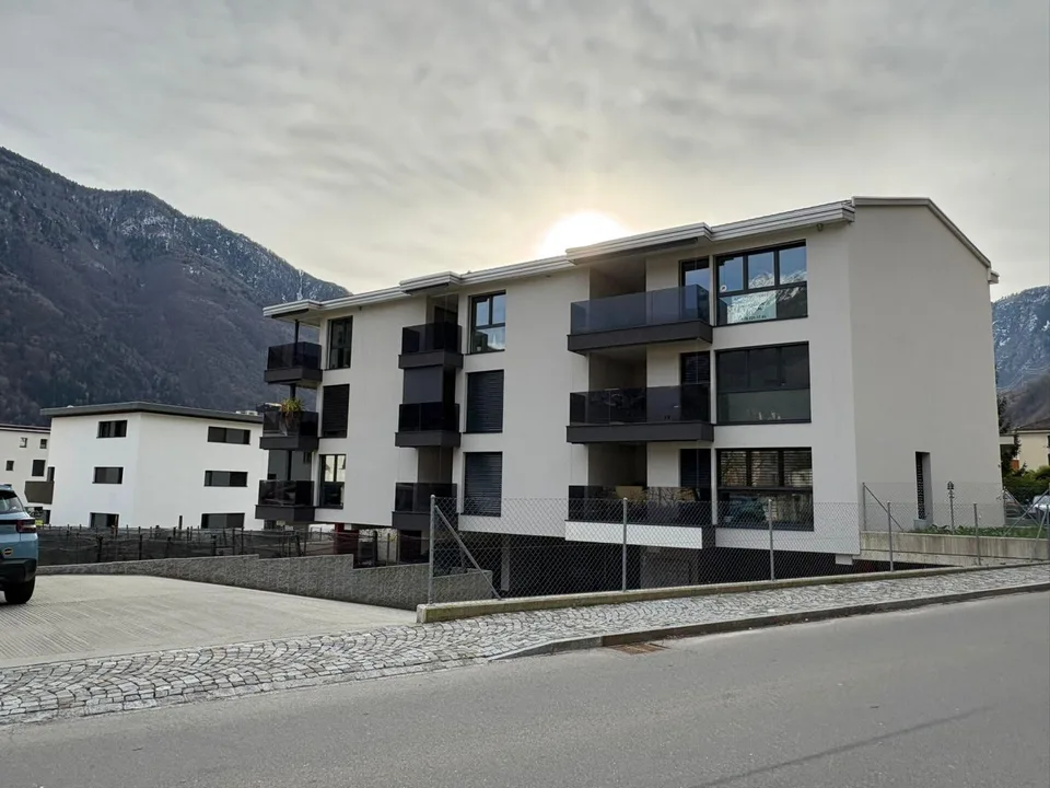 2 1/2-Zimmer-Dachwohnung / Appartamento 2,5 locali ultimo piano