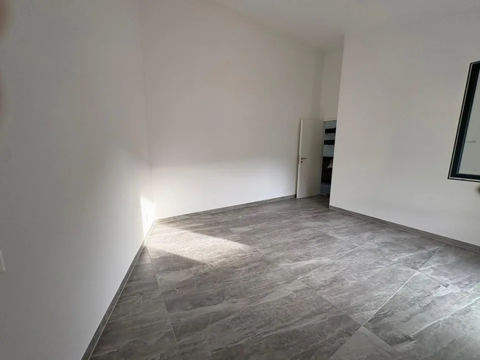 2 1/2-Zimmer-Dachwohnung / Appartamento 2,5 locali ultimo piano – photo 7 sur 24