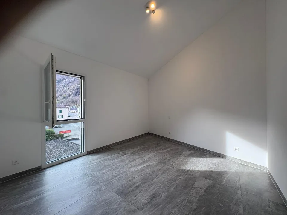 2 1/2-Zimmer-Dachwohnung / Appartamento 2,5 locali ultimo piano