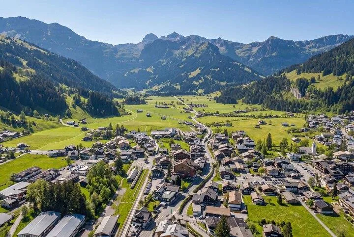 SONNIG GELEGEN AN DER LENK - 747 m² BAULAND MIT TRAUMHAFTEM BERGPAN... – Foto 7 von 9