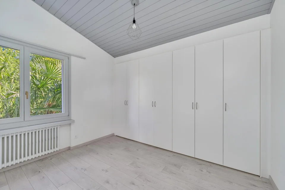 VILLA 5.5 LOCALI CON VISTA CITTA E LAGO DI LUGANO