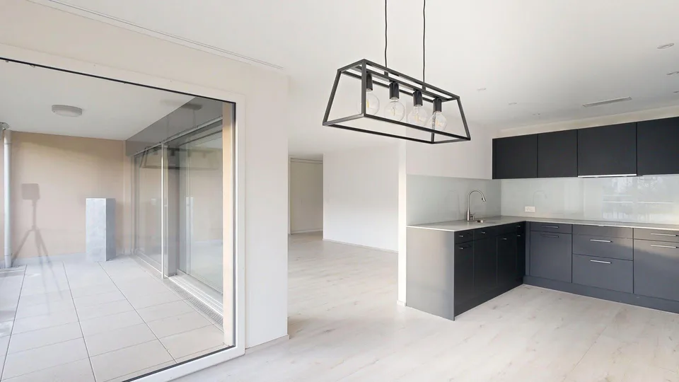 Moderne 2.5-Zimmer Eigentumswohnung mit schönem Balkon.