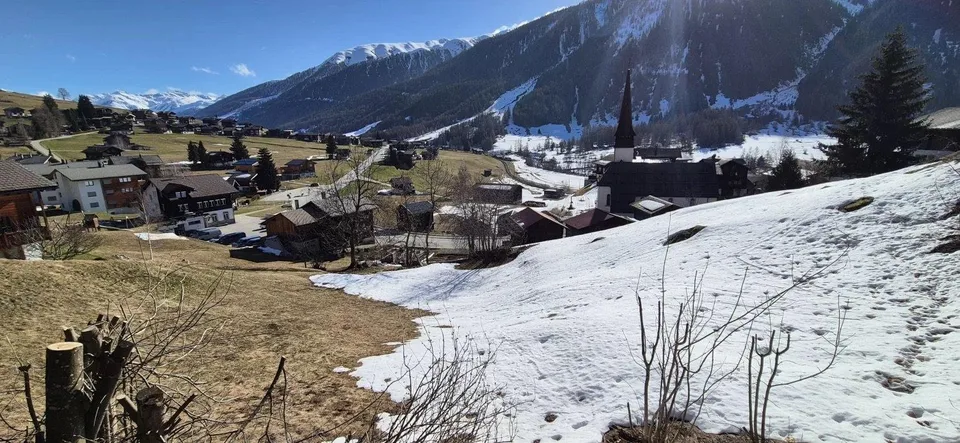 Idyllisches Bauland im Goms-Biel