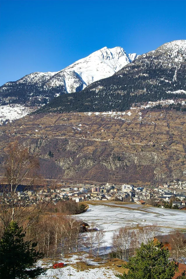 Fantastisches Bauland in ruhiger und unverbaubarer Lage – Foto 8 von 11