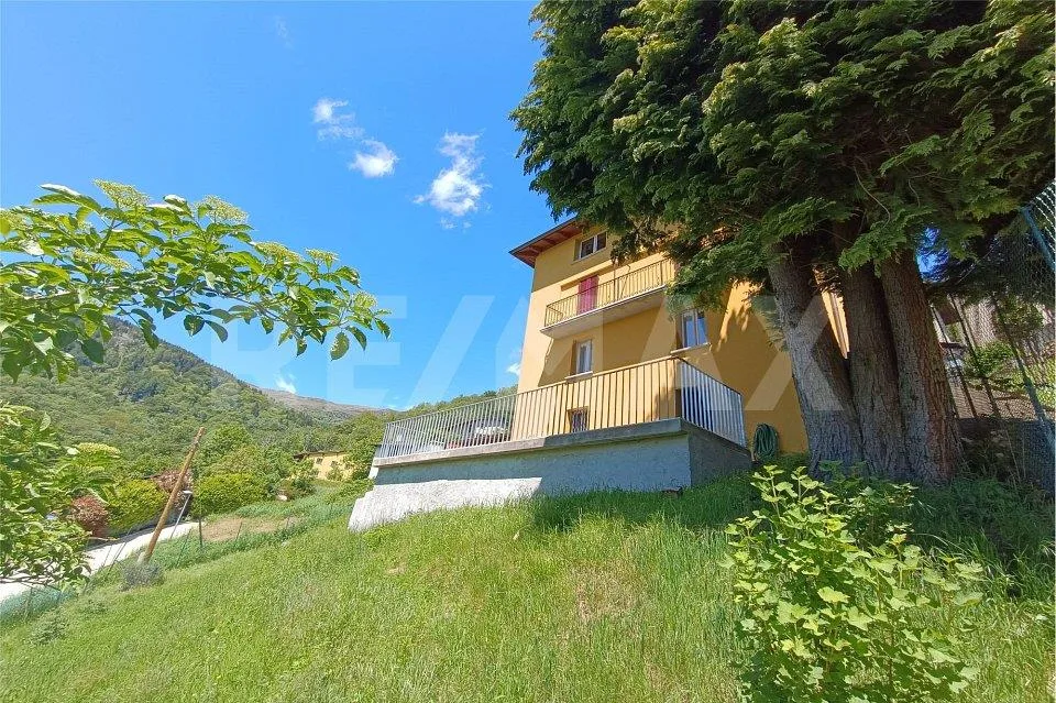 DA VENDERE: Casa indipendente con vista panoramica a Colla
