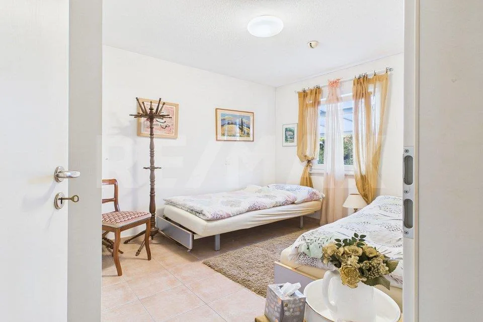 Casa unifamiliare moderna e spaziosa con ampi locali accessori a Mo... – Foto 13 von 13