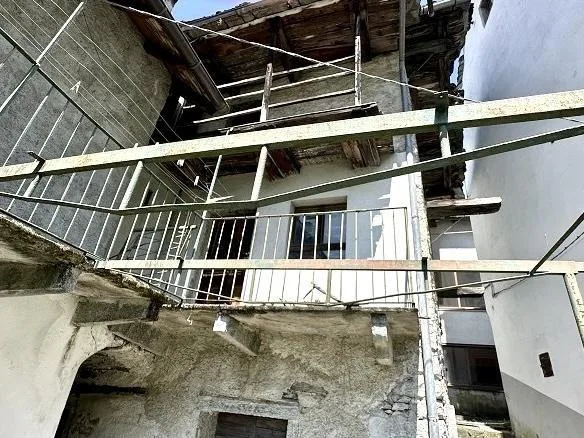 2-Zimmer-Dorfhaus zum Ausbauen / casa di 2 locali nel nucleo da ris... – Foto 11 von 22