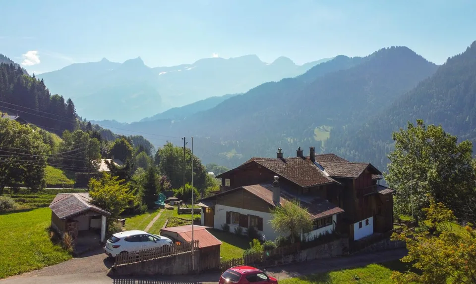 Chalet lumineux avec vue imprenable sur les montagnes