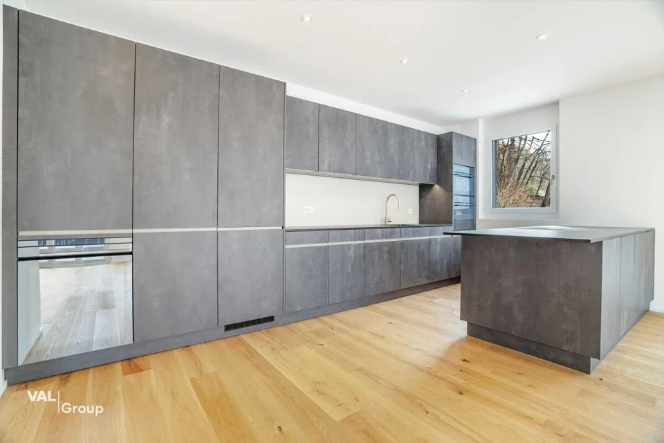 Einzigartige 4.5-Zimmer-Attikawohnung in Visp - modernes Wohnen mit...