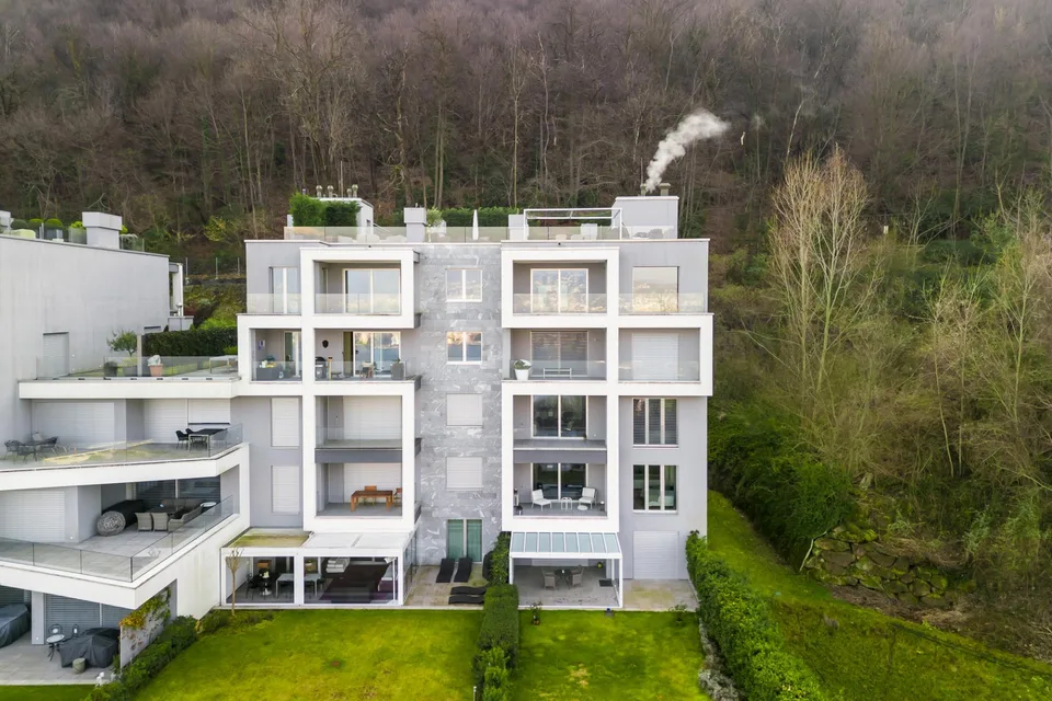 ELEGANZA E PRIVACY CON VISTA LAGO