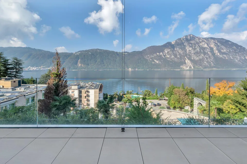 PIACEVOLE 3.5 LOC. CON VISTA LAGO A BISSONE