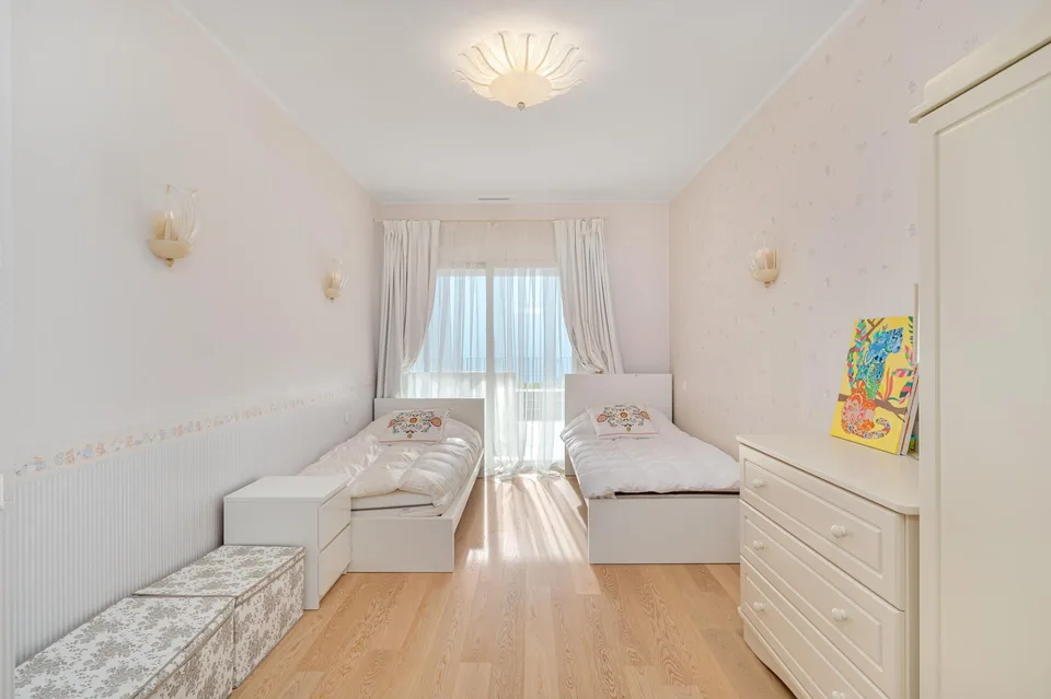 ELEGANTE DUPLEX CON LA VISTA MOZZAFIATO SUL LAGO.