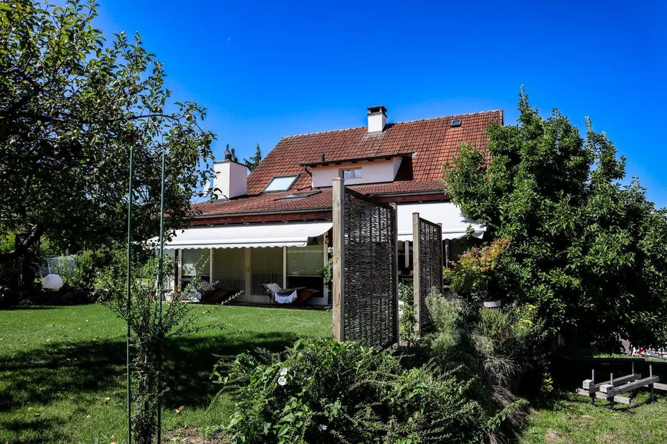 6 1/2 Zimmer-Einfamilienhaus mit Einliegerwohnung