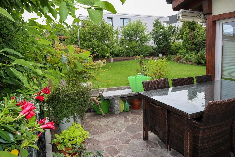 6 1/2 Zimmer-Einfamilienhaus mit Einliegerwohnung