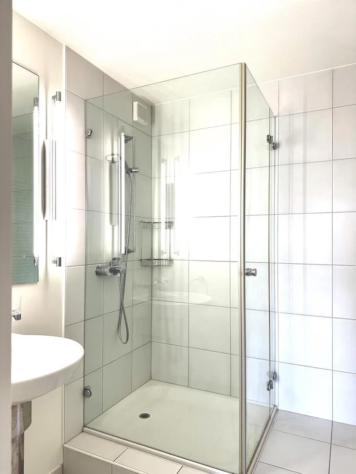 TERRASSENWOHNUNG MIT FANTASTISCHER RHEINSICHT – Foto 11 von 14