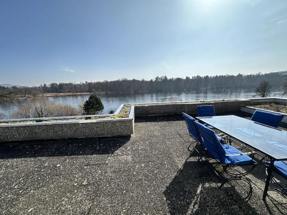 TERRASSENWOHNUNG MIT FANTASTISCHER RHEINSICHT – Foto 12 von 14
