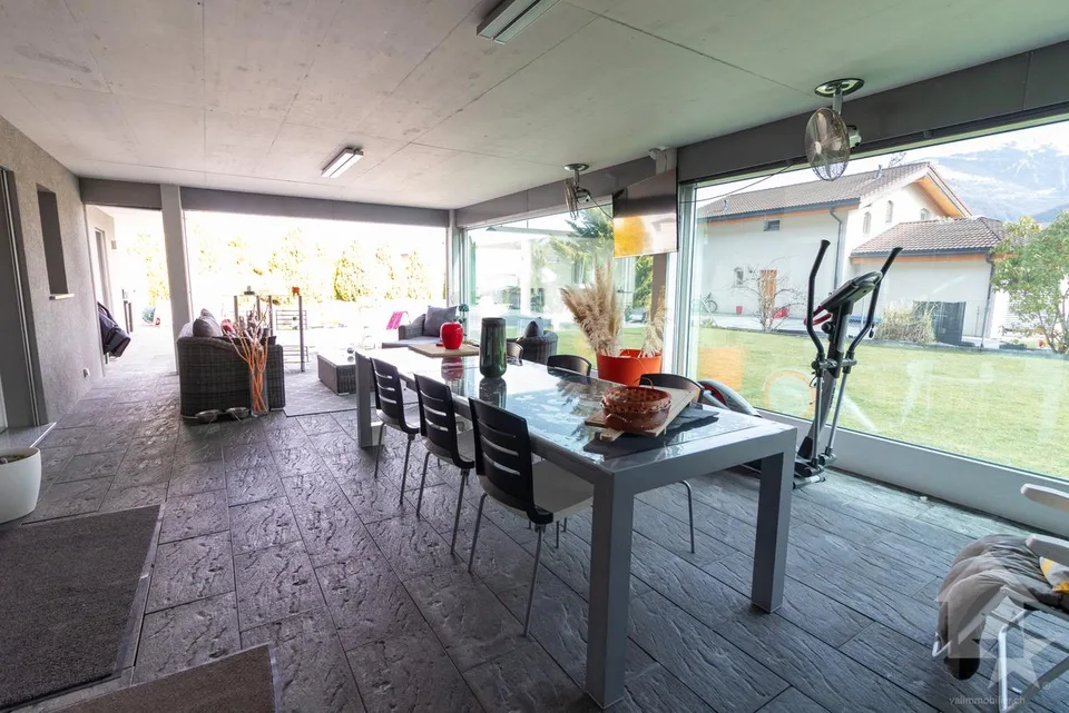 Magnifique villa en PPE avec grand jardin et sous-sol – Foto 27 von 30