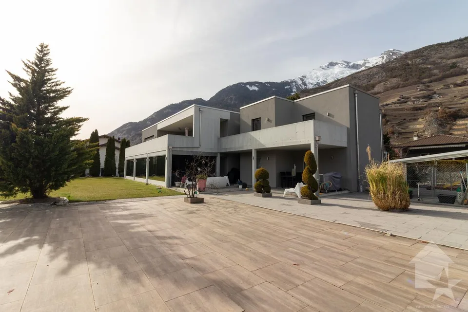Magnifique villa en PPE avec grand jardin et sous-sol – Foto 28 von 30