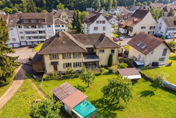 MULTIFUNKTIONSHAUS IM ZENTRUM