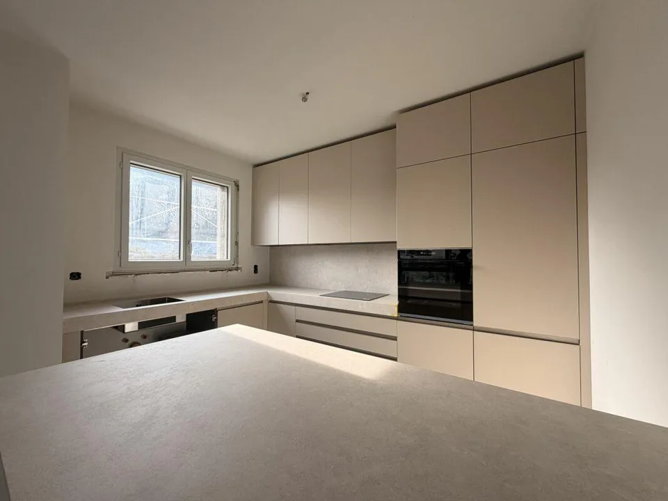 LUGANO-LORETO · RESIDENZA CASSARINETTA · 5.5 LOCALI ALTO STANDING V...