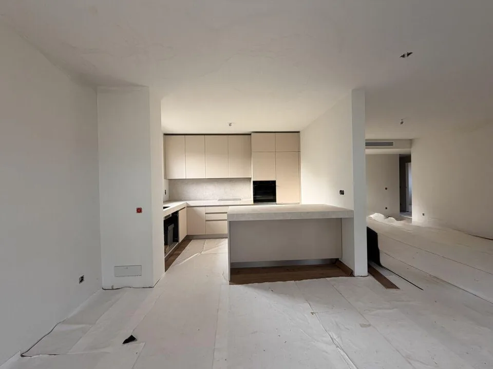 LUGANO-LORETO · RESIDENZA CASSARINETTA · 5.5 LOCALI ALTO STANDING V...